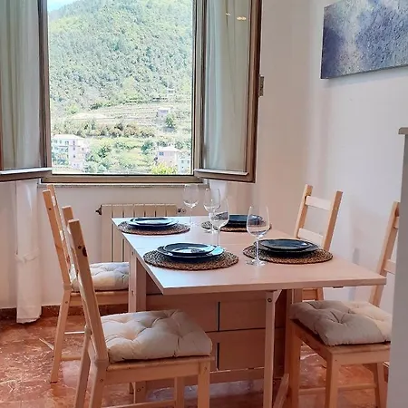 Vitis Vitae Vernazza, San Bernardino 5 Terre * فيرناتْسا
