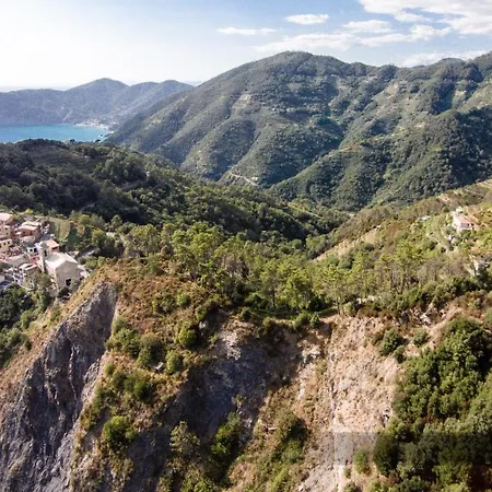 Vitis Vitae Vernazza, San Bernardino 5 Terre فيرناتْسا