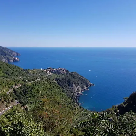Vitis Vitae Vernazza, San Bernardino 5 Terre Apartment *